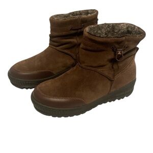 OTBT Fanfare Waterproof Brown Leather suede Snow Boot Sz 37 w/snow grips . NWOT